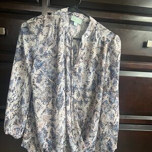 Veronica  M blouse size Medium